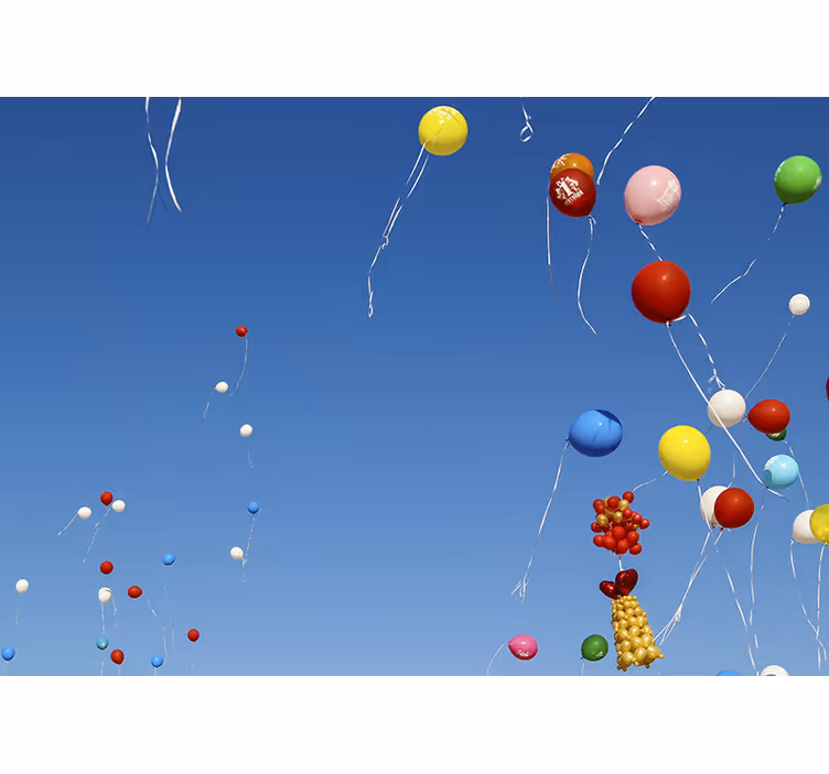 Rollo fenster kinderzimmer helle ballons am himmel - TenStickers