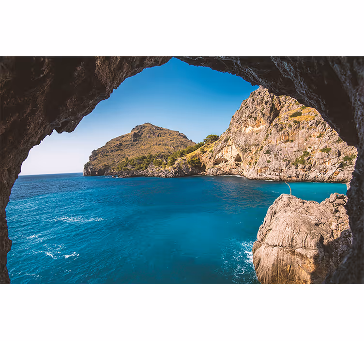 Fototapete Meer Höhle mit blick auf eine insel - TenStickers