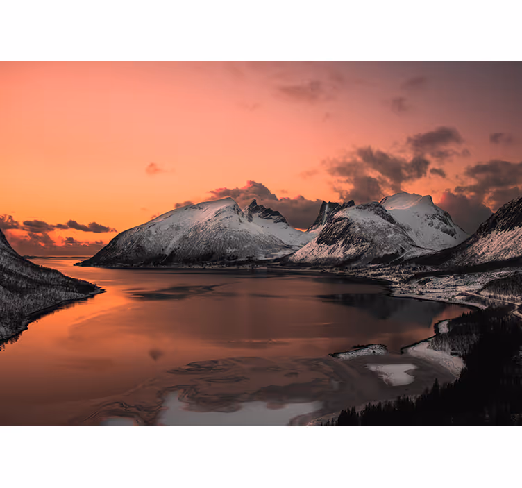 Fototapete Berge sonnenuntergang schneebedeckt - TenStickers