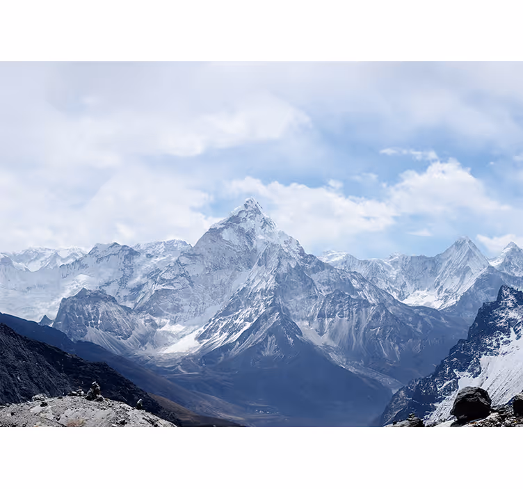 Fototapete Wohnzimmer Bergkette mit schnee bedeckt - TenStickers