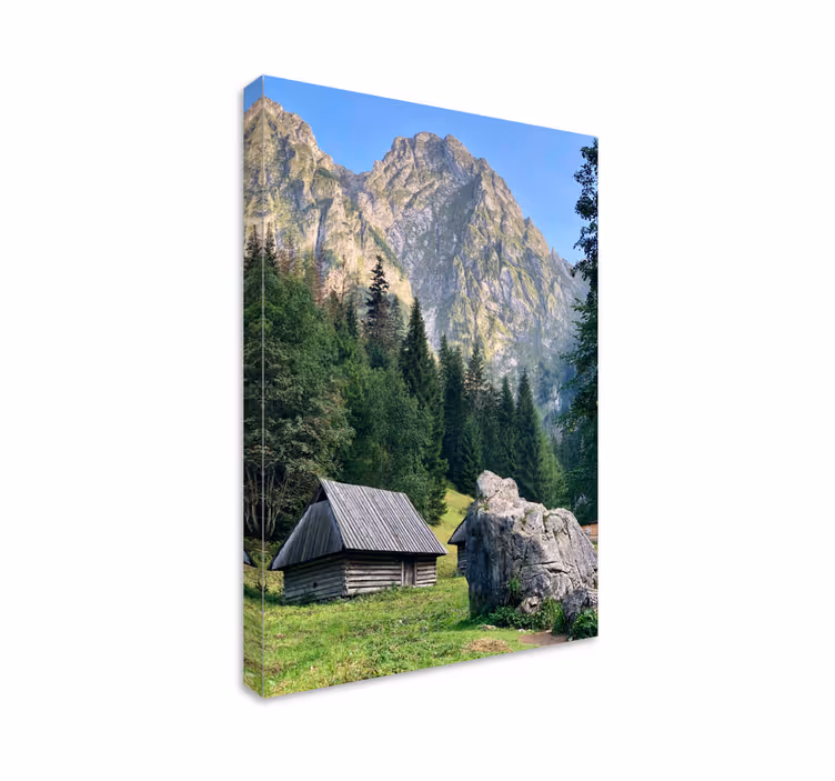 Wandbilder Landschaft Einsames haus in polnischen bergen - TenStickers