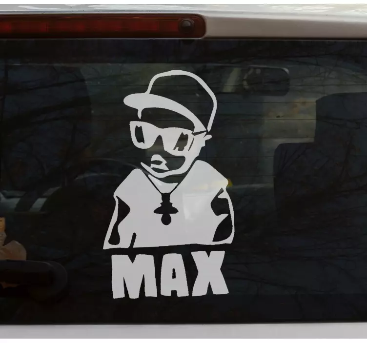 Baby on Board Aufkleber Rapperbaby mit schnuller und Namen - TenStickers