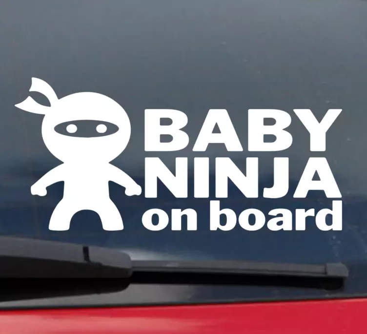 Baby on board aufkleber ninja baby warnung - TenStickers