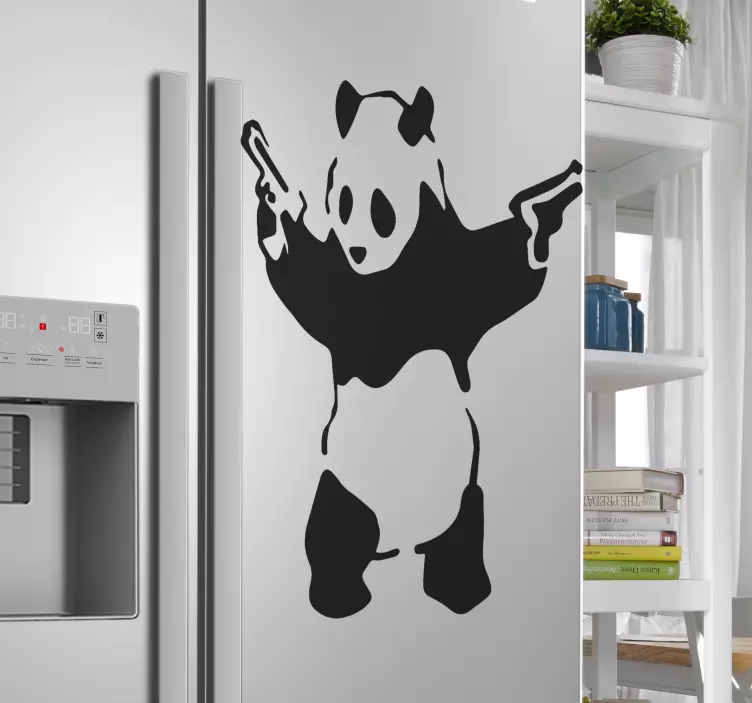 Folie kühlschrank panda mit waffen - TenStickers